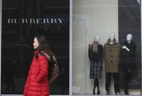 burberry 新疆棉|新疆棉：新证据揭露时尚产业背后的强迫劳动 .